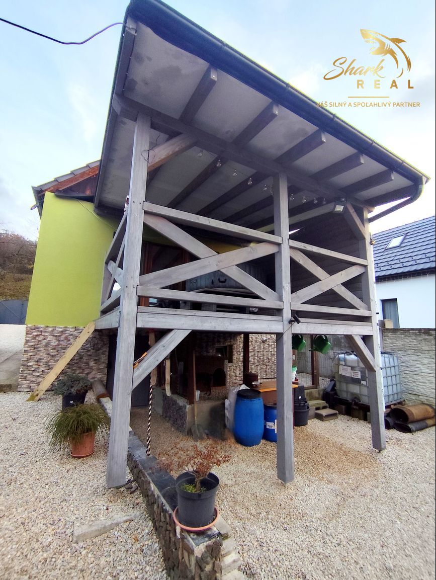 Príjemný a moderný rodinný dom, vhodný aj ako chalupa - 17