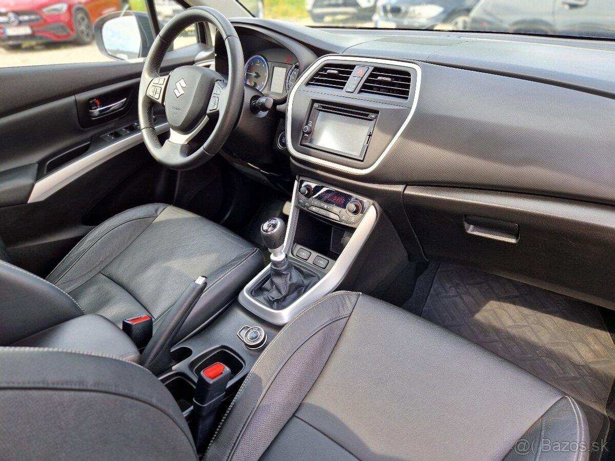 Suzuki SX4 S-Cross 1.6 DDiS Elegance 4WD - 17