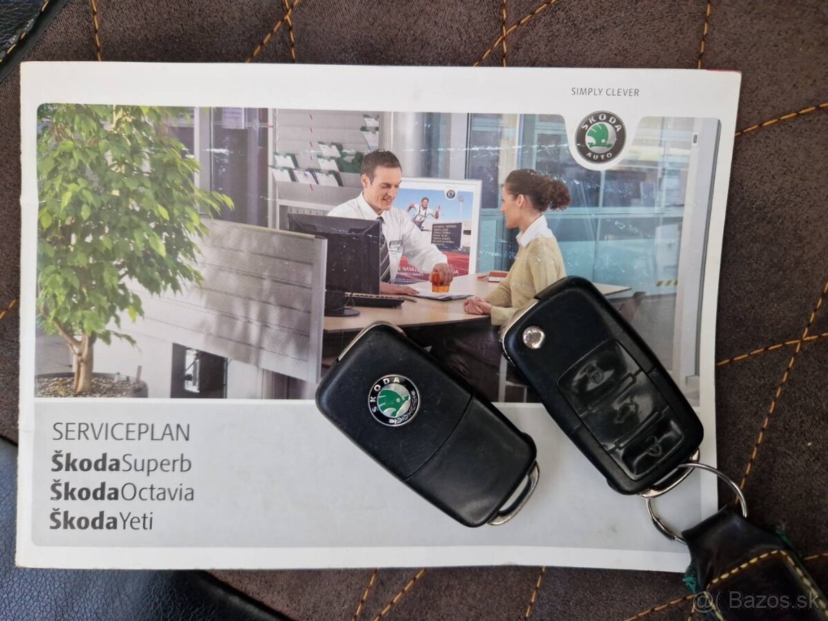 Predám Škoda Octavia Combi 1.9 TDI 77 KW Elegance r.v.2009 - 17