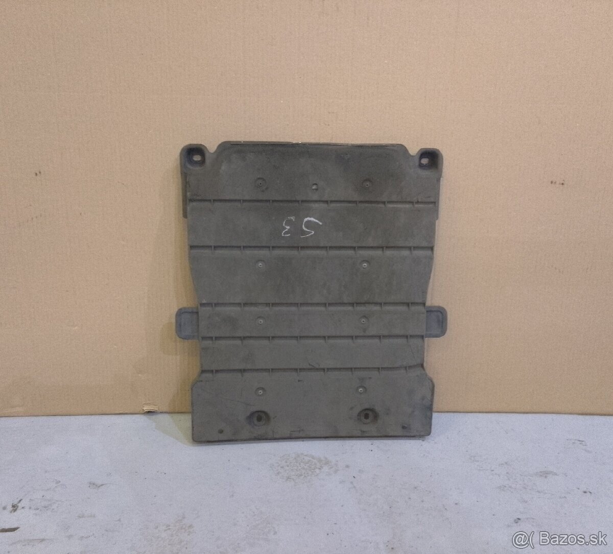 kryt podvozku Passat B8 - 17