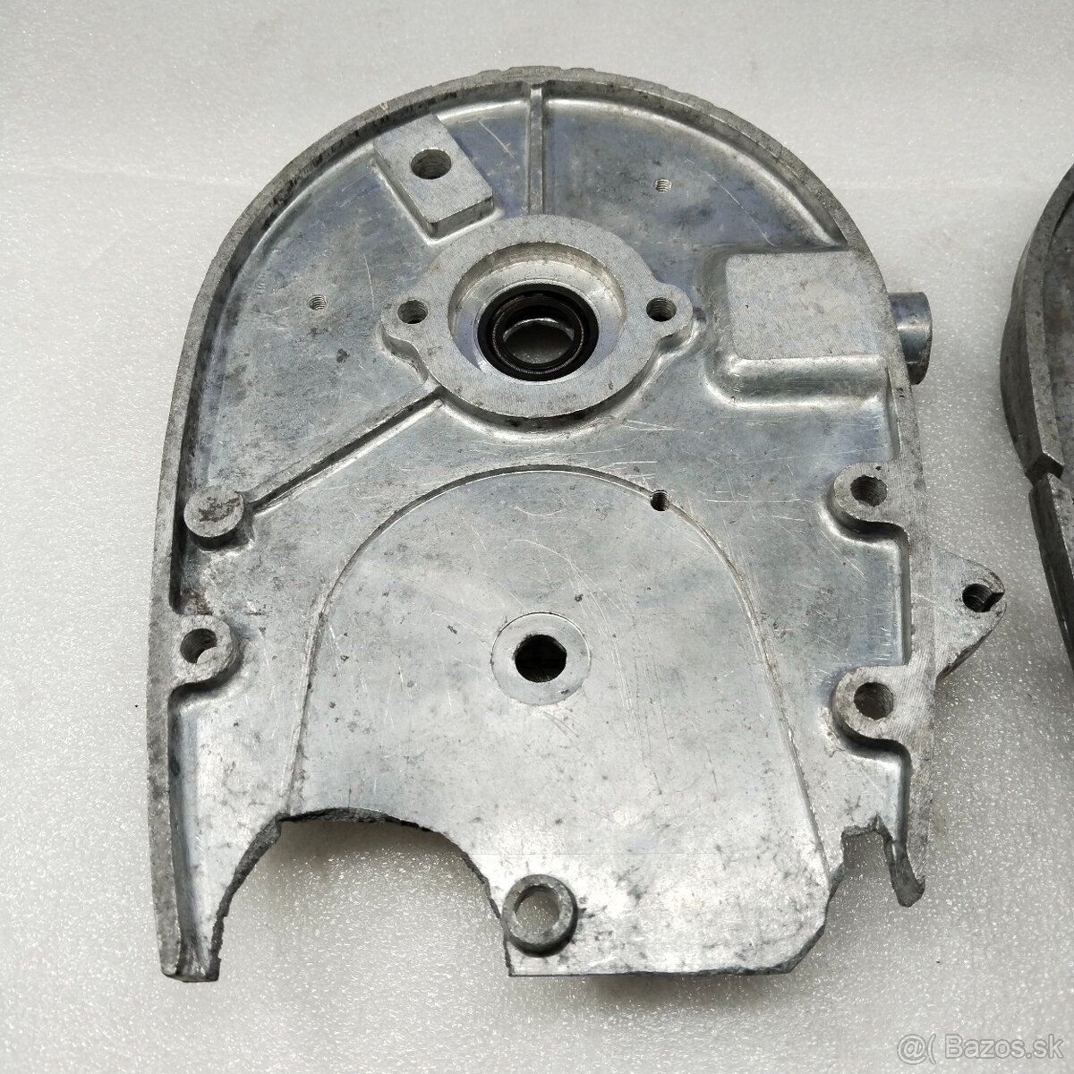 MANET 90 DRŽÁK ZAPALOVÁNÍ HORNÍ A DOLNÍ VEDENÍ SPOJKY ORIG. - 17