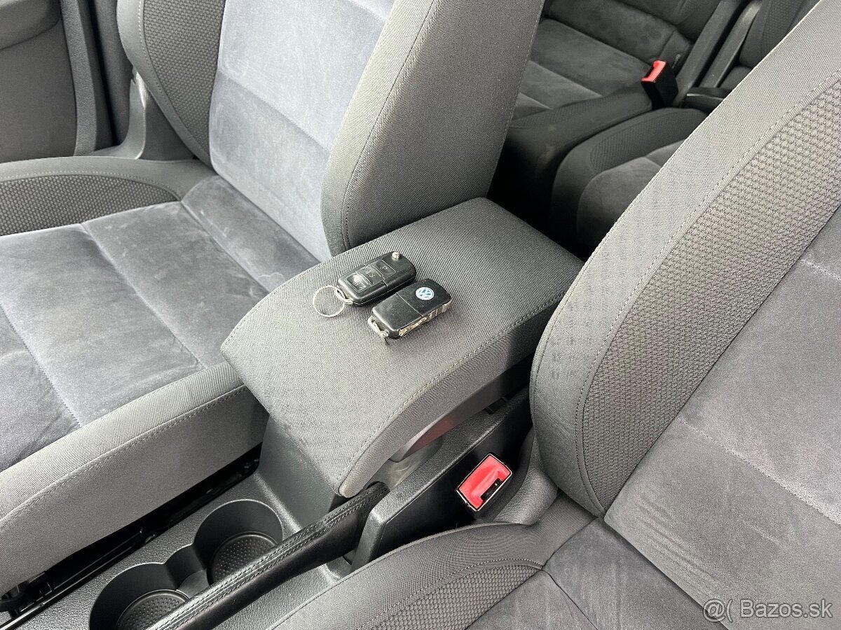 PREDAM VOLKSWAGEN TOURAN 1.6TDi 77kW 7 MIEST dovoz DE - 17