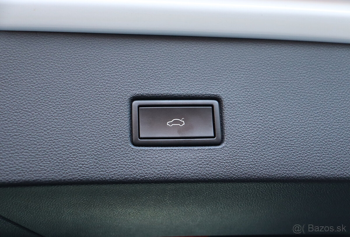 Volkswagen T-Roc 1.5 TSI Style DSG - 17