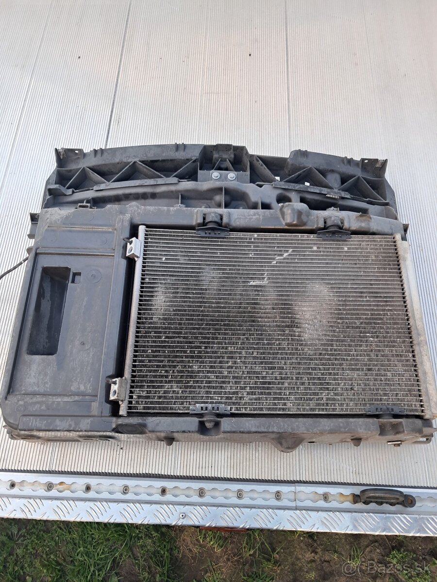 Predám diely citroen c3 picasso 1.4vti 70kw - 17