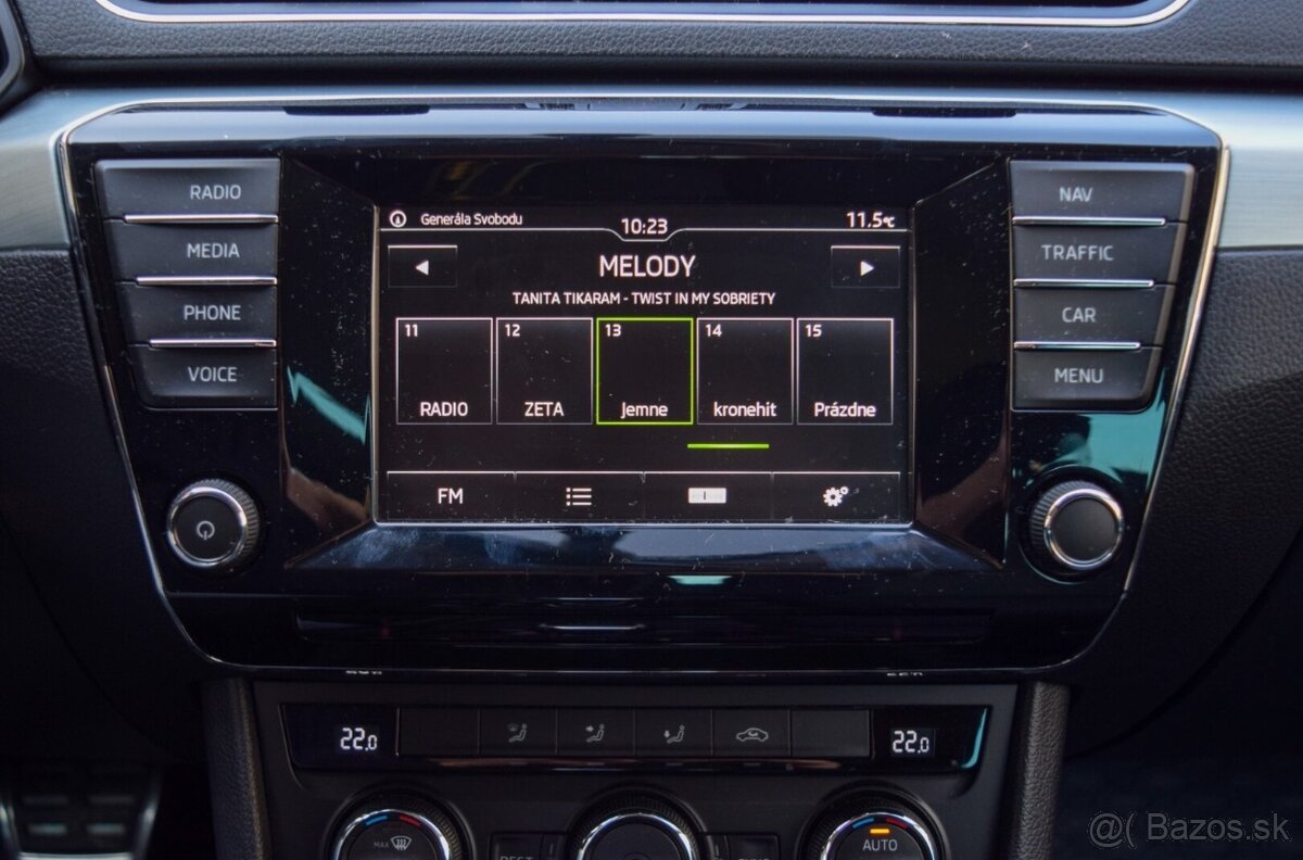 Škoda Superb Combi 1.6 TDI Ambition DSG - 17