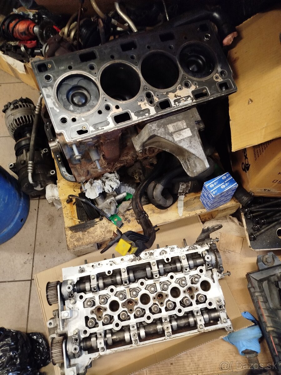 Rozpredám trafic vivaro 2010 2,5dti 107kw - 17