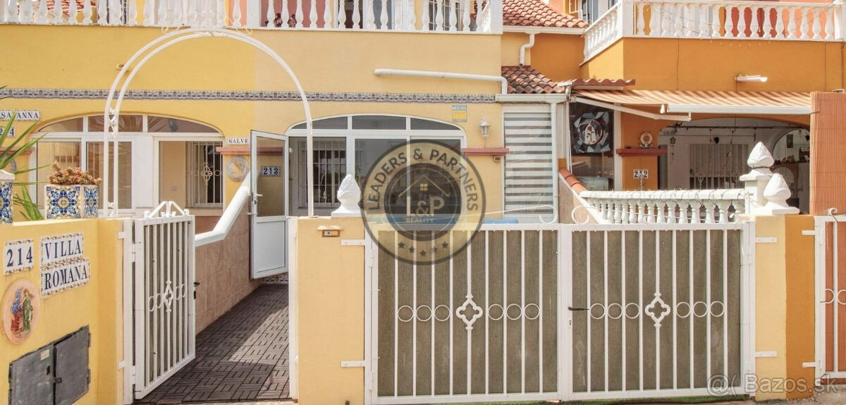 Radový dom 3+kk s bazénom Orihuela Costa, Španielsko - 17