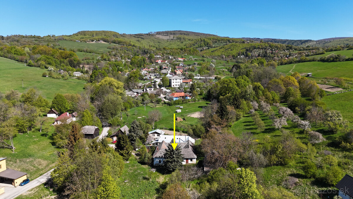 GAZDOVSKÝ DOM VHODNÝ NA CHALUPU - 17