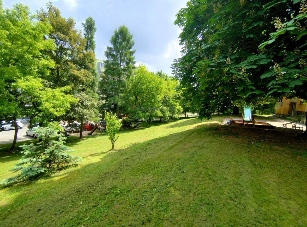 Viac ako byt, Váš NOVÝ DOMOV - Veľký 3i byt, Bizetova ul. v - 17