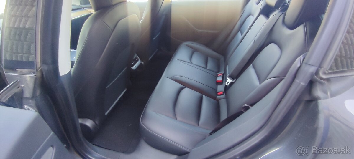 Tesla Model 3 Long Range 82kWh AWD, dual motor 20 745 € Mož - 17