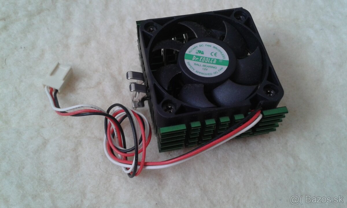 Intel Pentium 4 s775 + Intel Celeron s370 + 3x Active cooler - 17