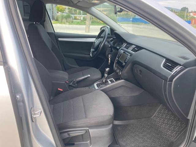Škoda Octavia combi 1.6 TDI, 2016, 81kW, NAVI - 17