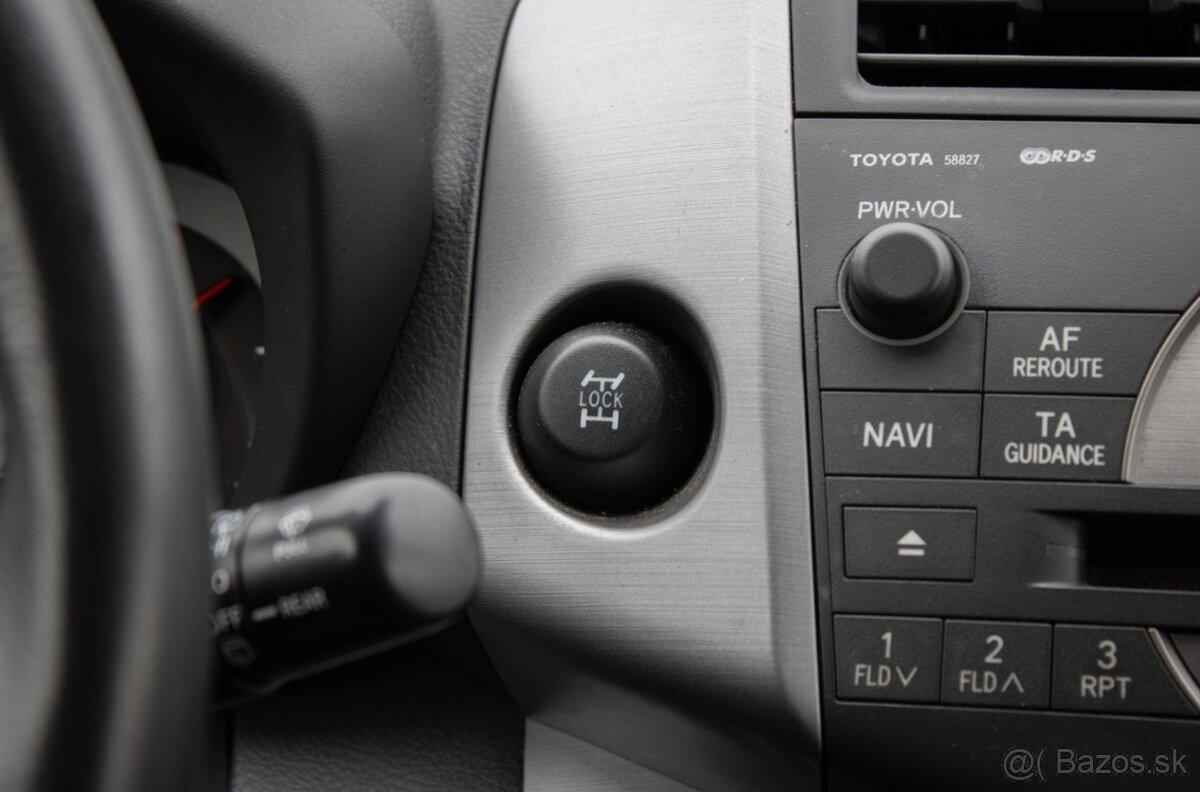 Toyota RAV4 2.2 D-4D - 17