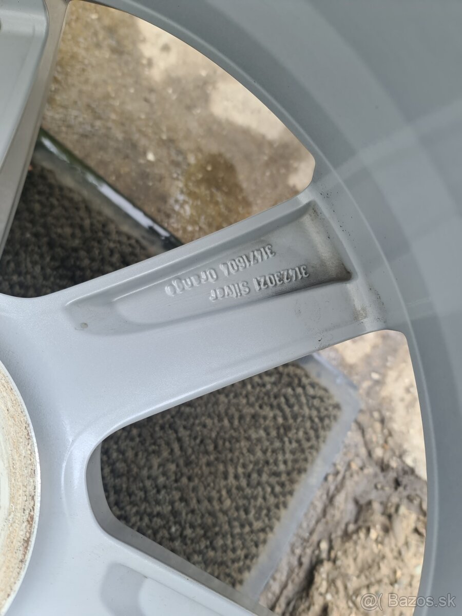 ZIMNA SADA 5X108 R19 + ZIMME PNEU 235/55 R19 - 17