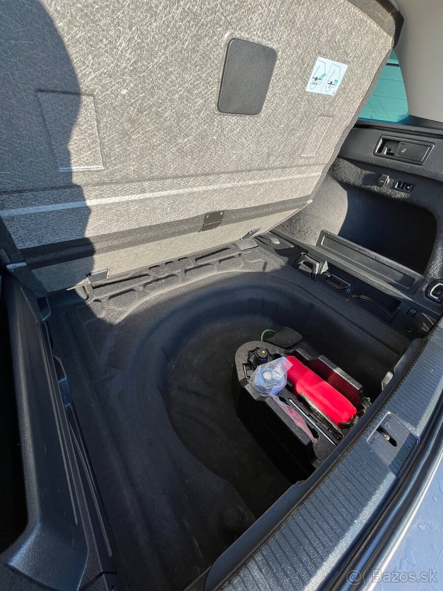 VW Passat B8 2.0TDI DSG 4x4 koža,xenon,ťažné - 17