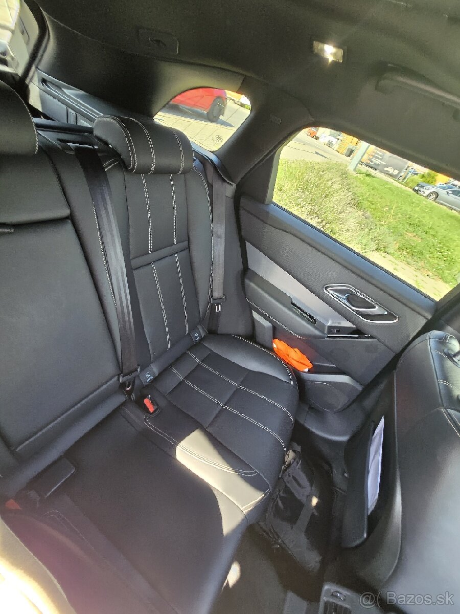 RANGE ROVER VELAR - PREDAJ AJ NA SPLÁTKY - 17