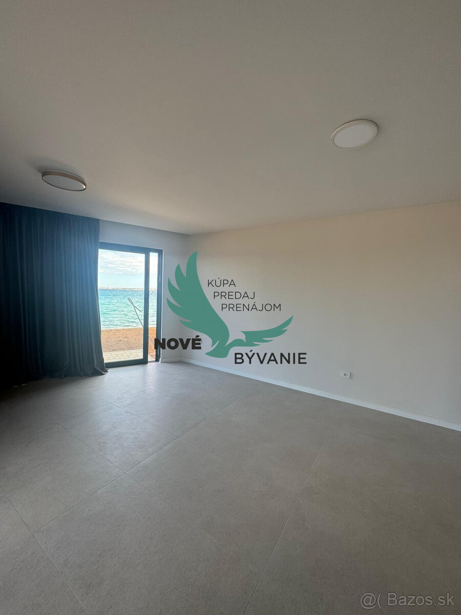 Na predaj novostavba apartmánu v prvej rade od mora v Chorvá - 17