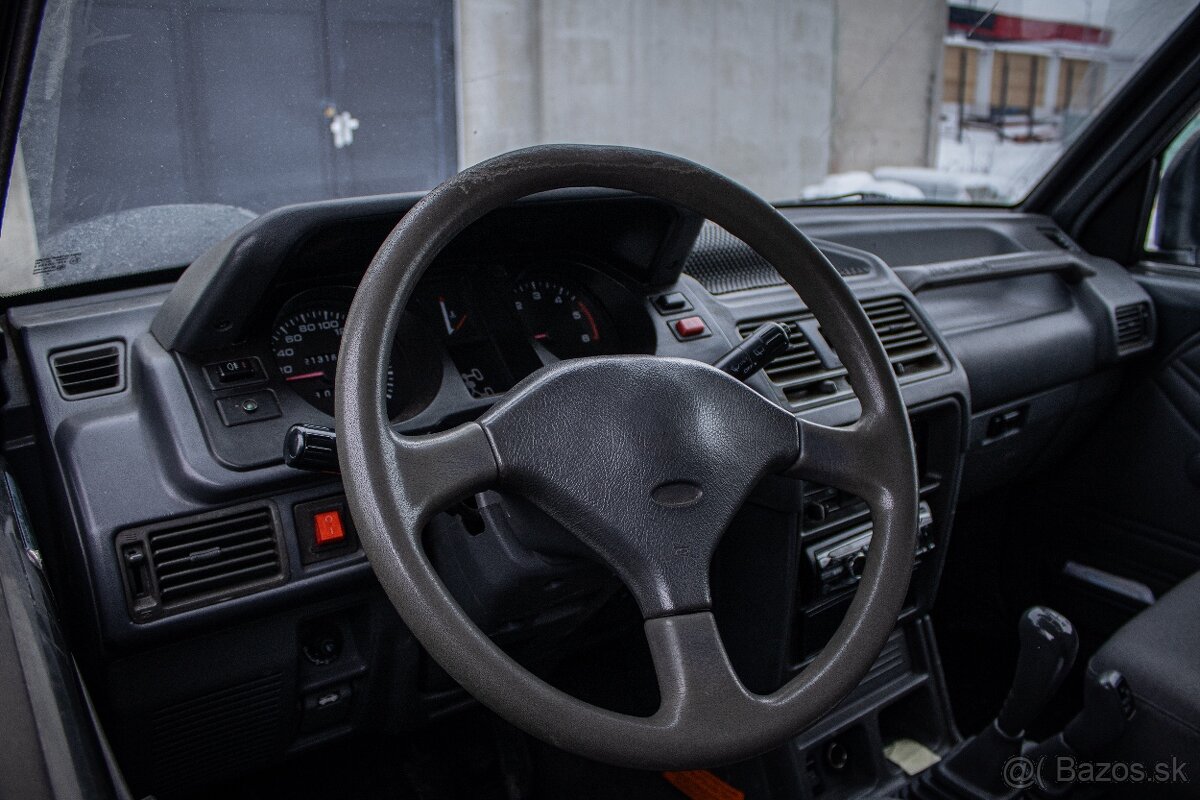 Mitshubishi Pajero 2.5 TD, 73kW - 17