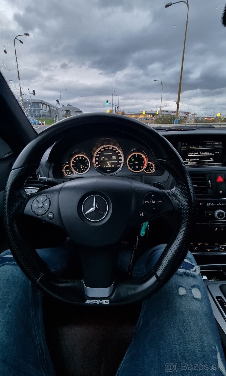 Mercedes E 250 CDI C207 coupe - 17