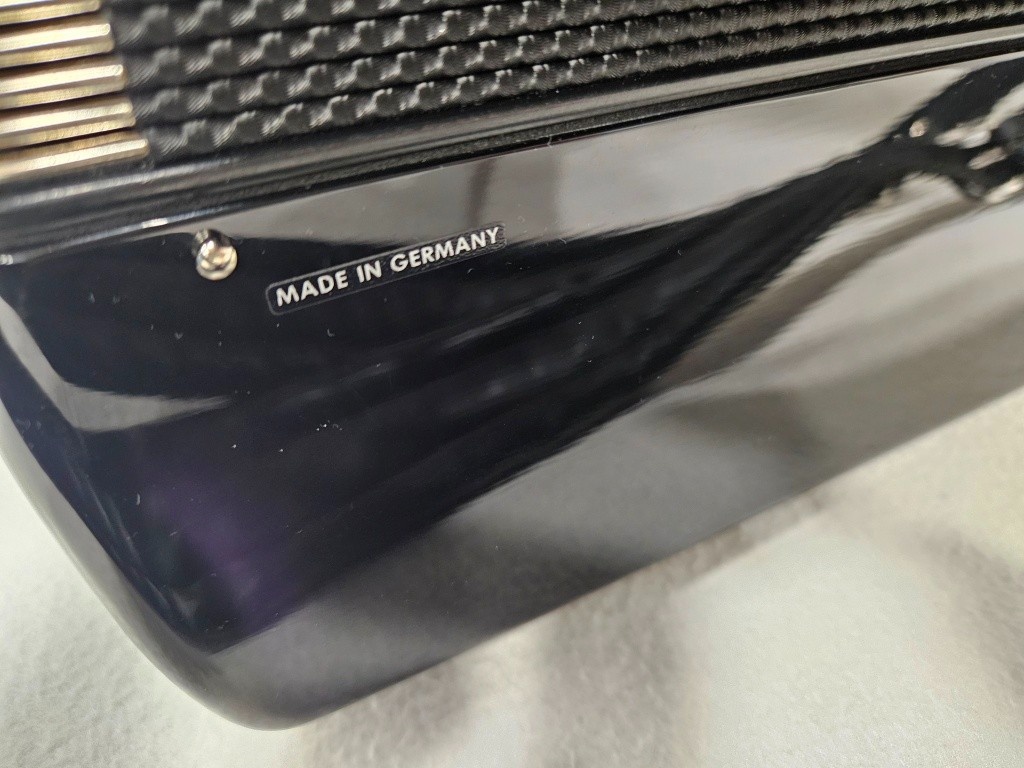 akordeon Weltmeister Saphir 120 basovy - 17
