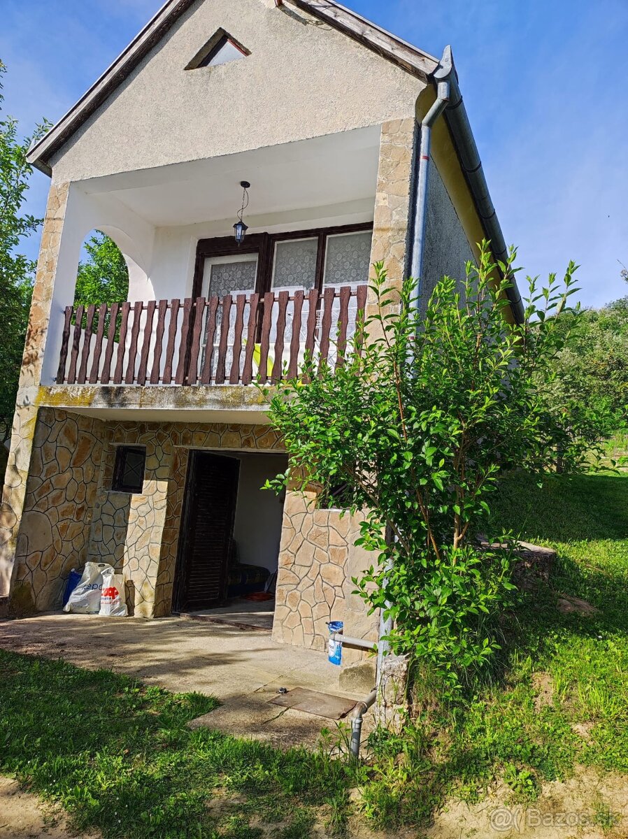 DVA DOMČEKY + 2 PIVNICE na 2 075 m² - 17