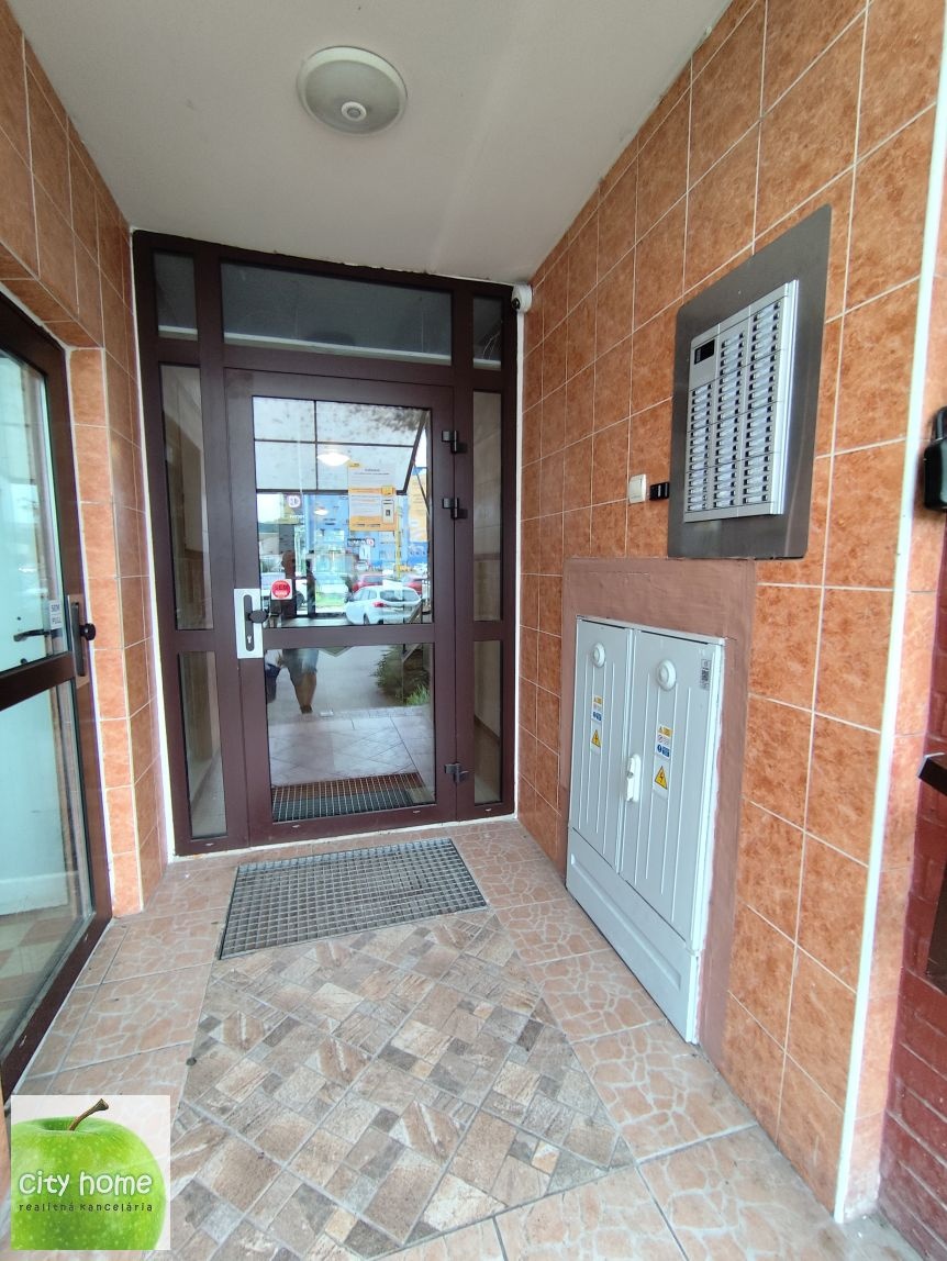 Investičný 1 izbový byt v centre Košíc, Jantárová, - 17