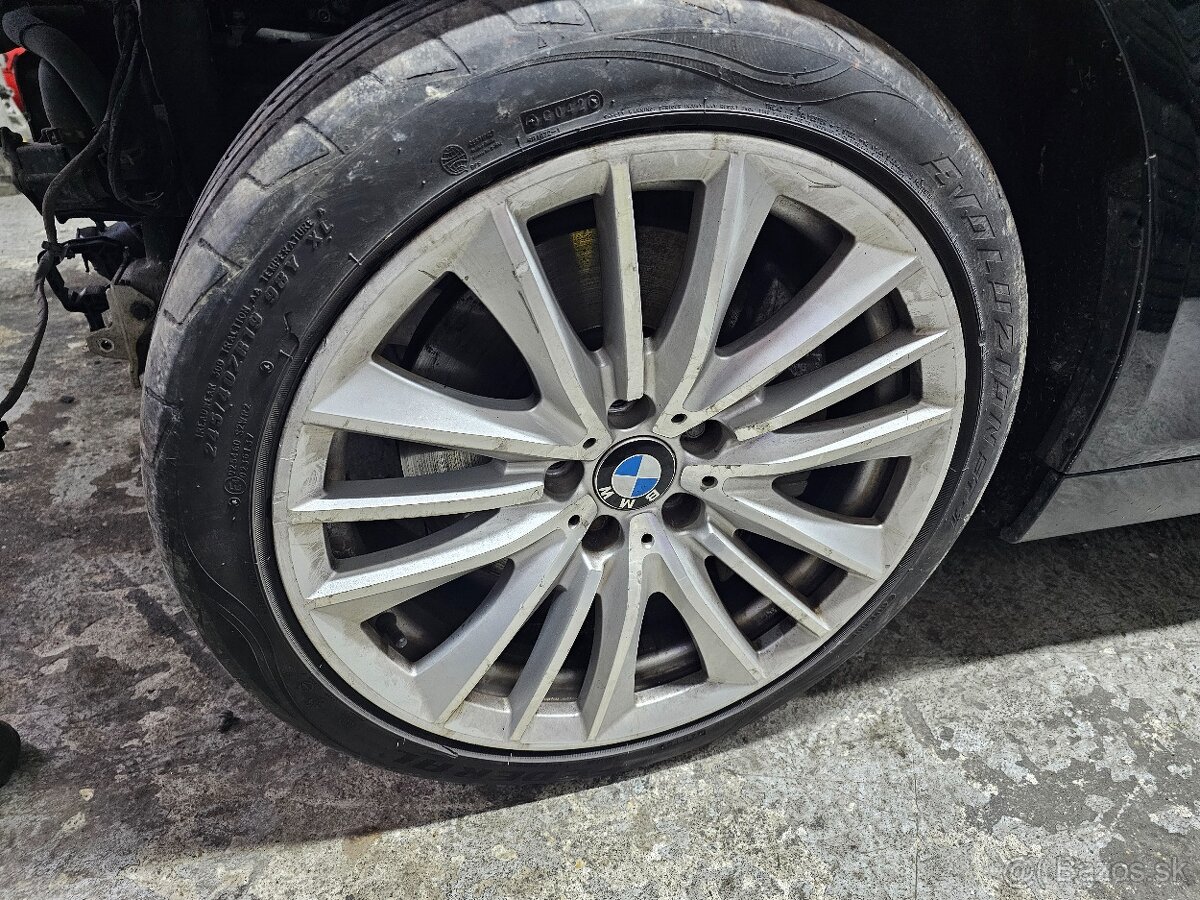 BMW f10 530d at náhradné diely - 17