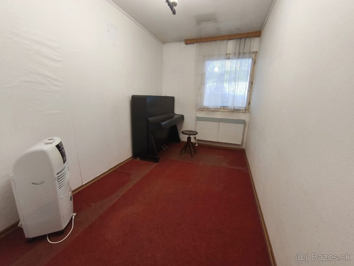 Predaj,rodinný dom v meste Fiľakovo - 17