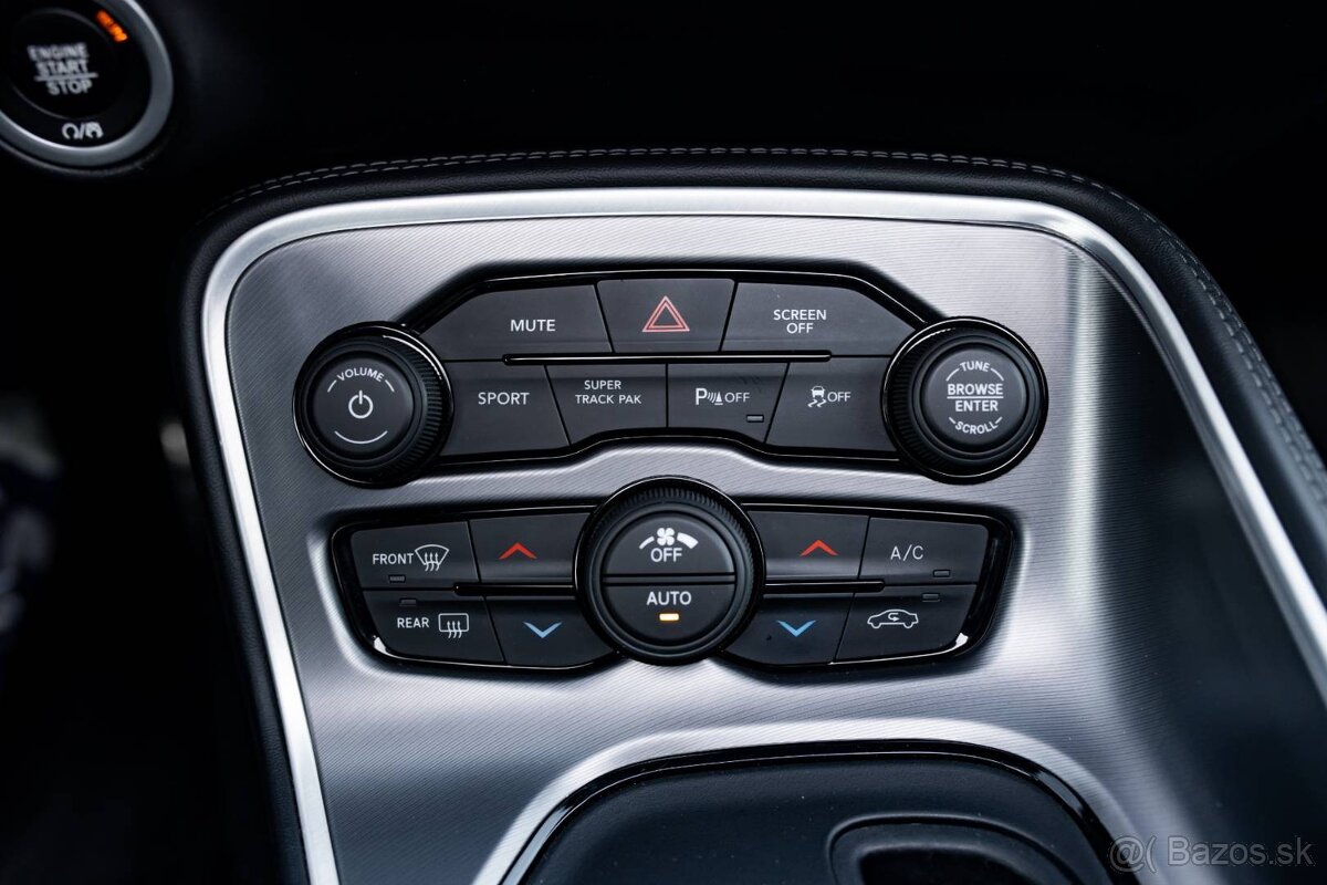 Dodge Challenger R/T, 5,7 HEMI - 17