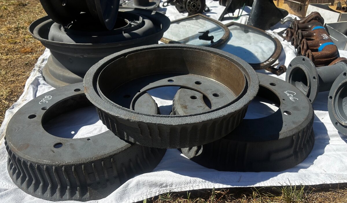 Náhradné diely Tatra 603/2 - 17