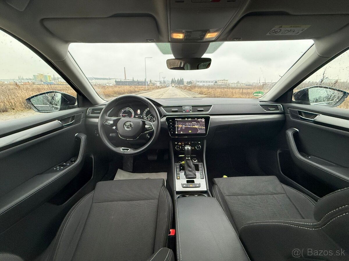 Škoda Superb Combi 2.0 TDI STYLE 4x4 - 17