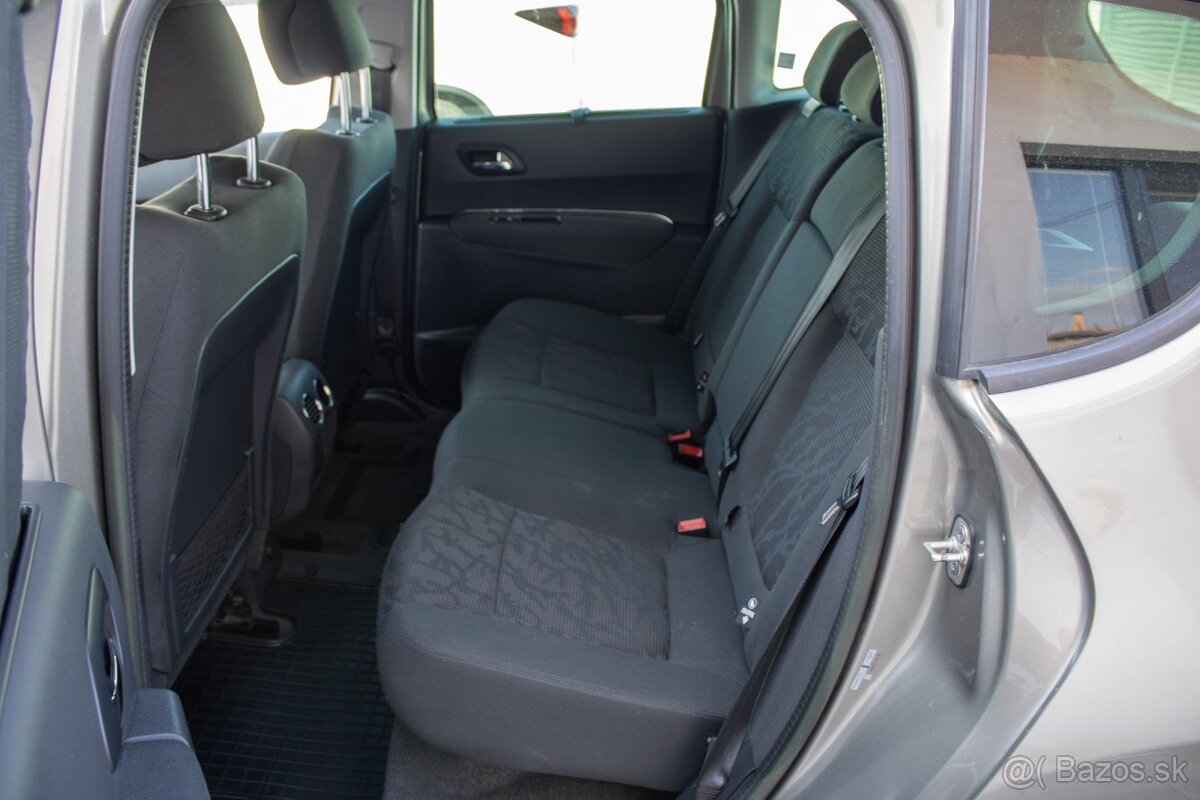 Peugeot 3008 1.6 e-HDi FAP STT Style BVMP6 - 17