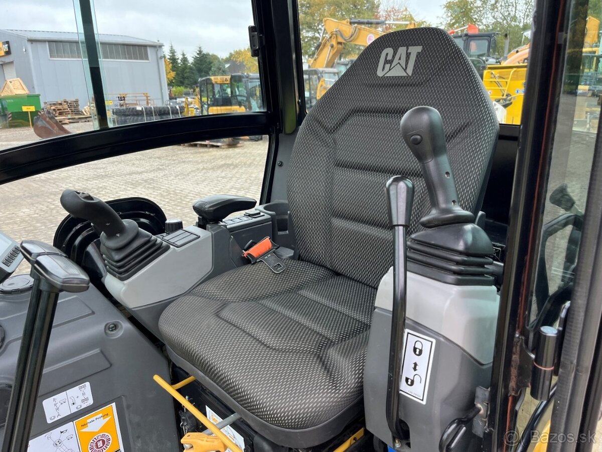 Prodám minibagr CAT 301.8 - 17