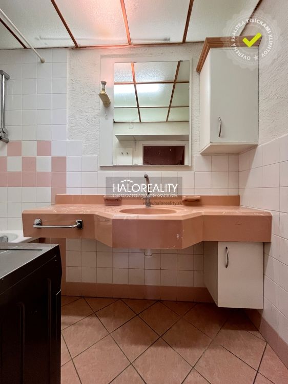 HALO reality - Predaj, dvojizbový byt Levice, Rybníky II, po - 17