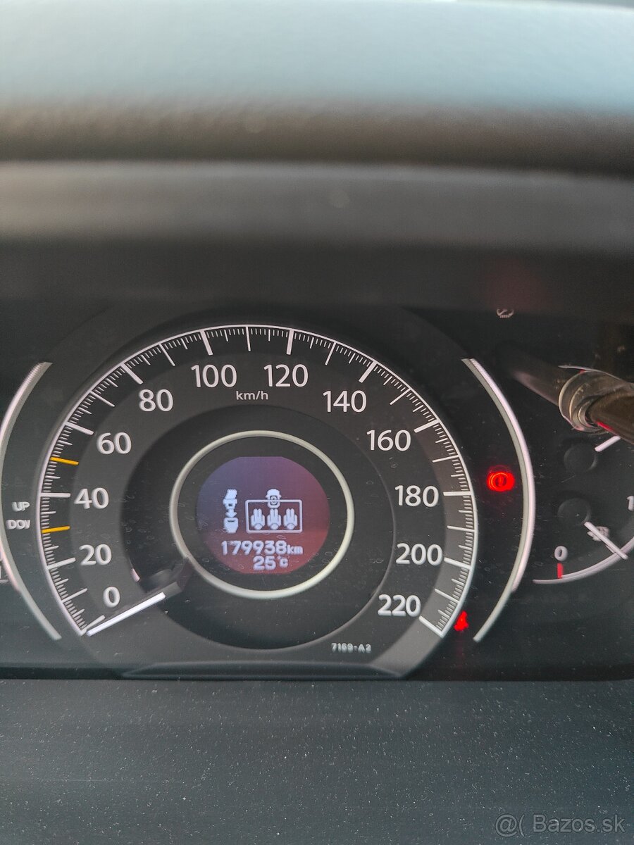 Predaj Honda cr-v - 17