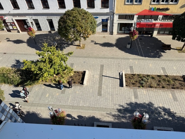 Na predaj veľký 3 - izbový byt na Hlavnej ulici v Trnave - 17