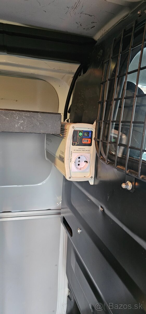 Peugeot Expert 2.0 HDI 125k L3H1 Long Vyhrev.sed- Ťažné 2020 - 17