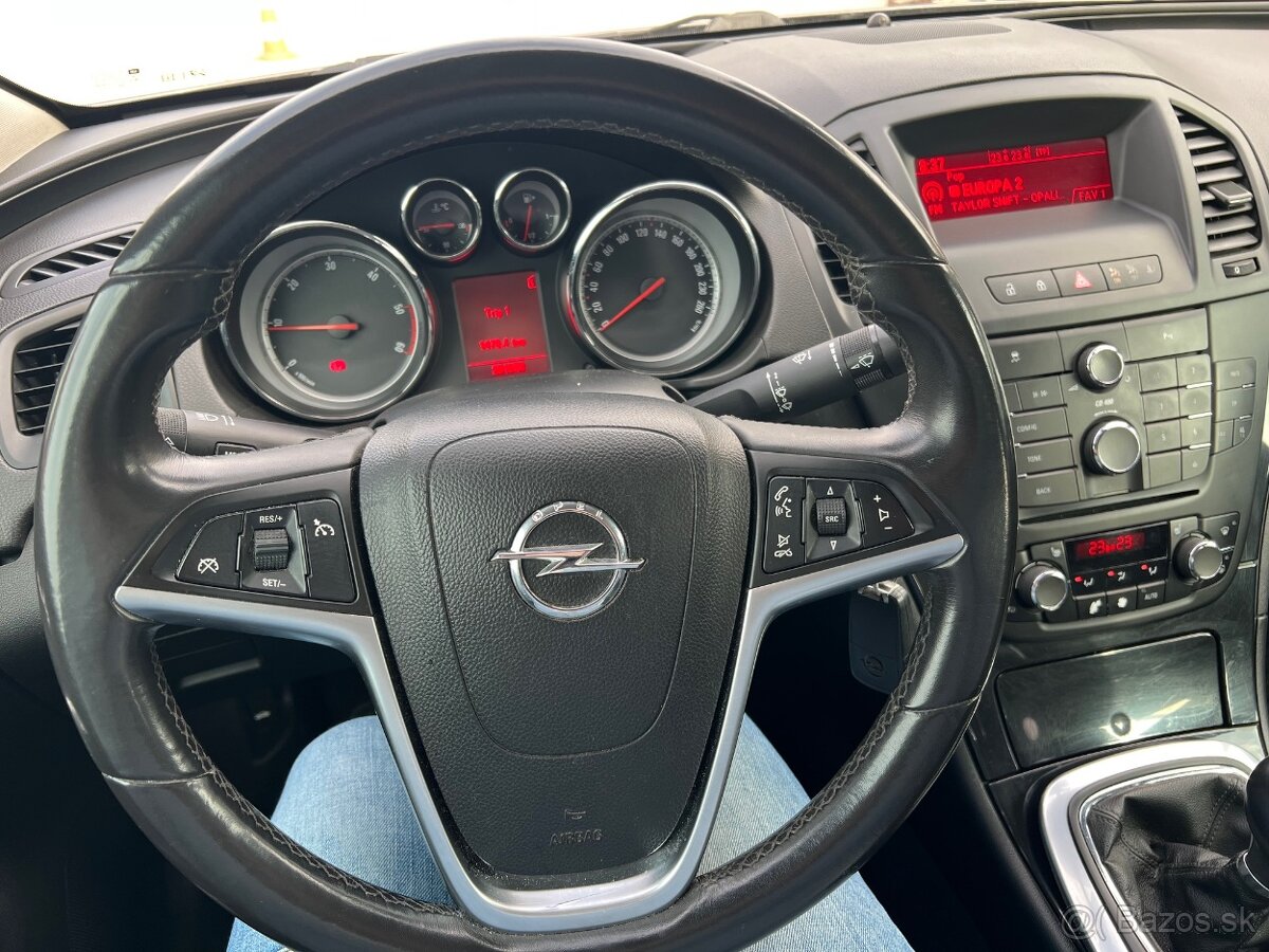 Opel Insignia 2.0 CDTI - 17