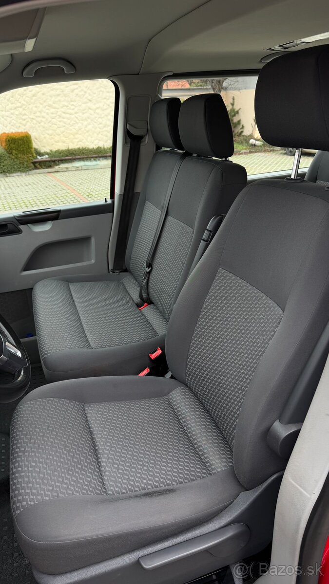 Volkswagen CARAVELLE T6 - 17