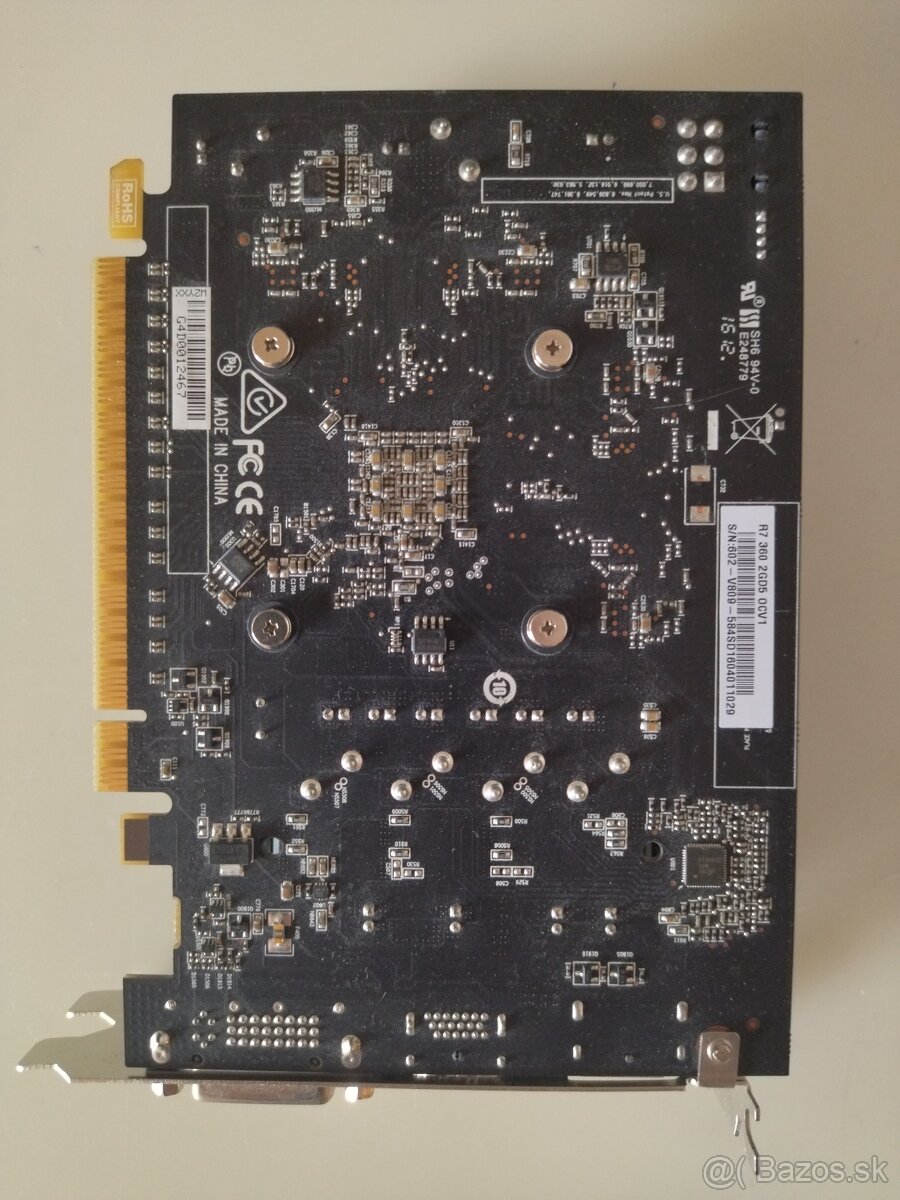 Počítač v dobrom stave za dobrú cenu s rôznymi doplnkami - 17