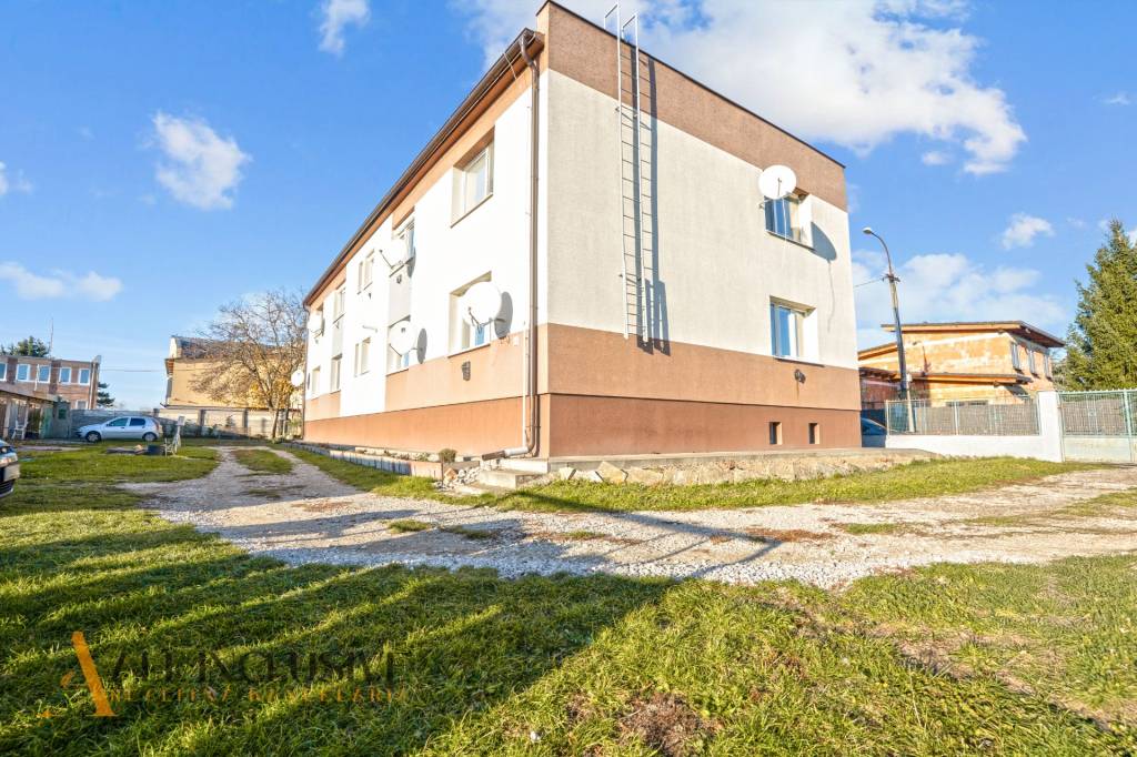 ALL INCLUSIVE I ČERSTVO ZREKONŠTRUOVANÝ 2 IZBOVÝ BYT SLÁDKOV - 17