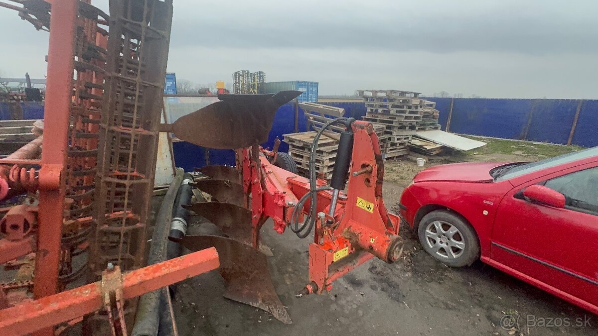 Štvorhlavý pluh obracák - 17