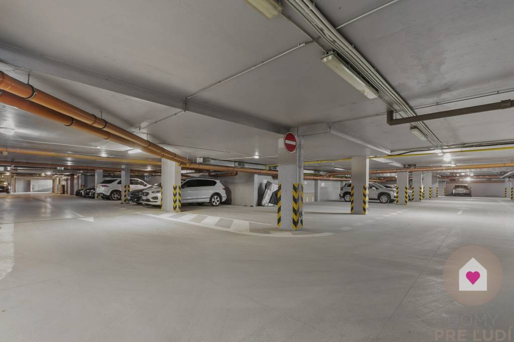 BA/RUŽINOV- 2i veľkometrážny byt s privátnym vstupom a teras - 17