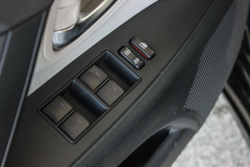 329- Toyota, Avensis, 2015, nafta, 1.6 D-4D Business, 82kw - 17