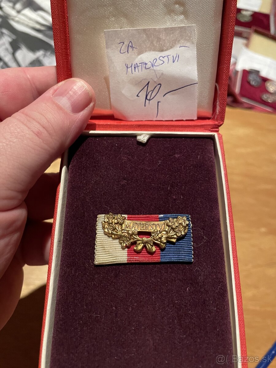 Vojenske odznaky 17 (Medajle) - 17