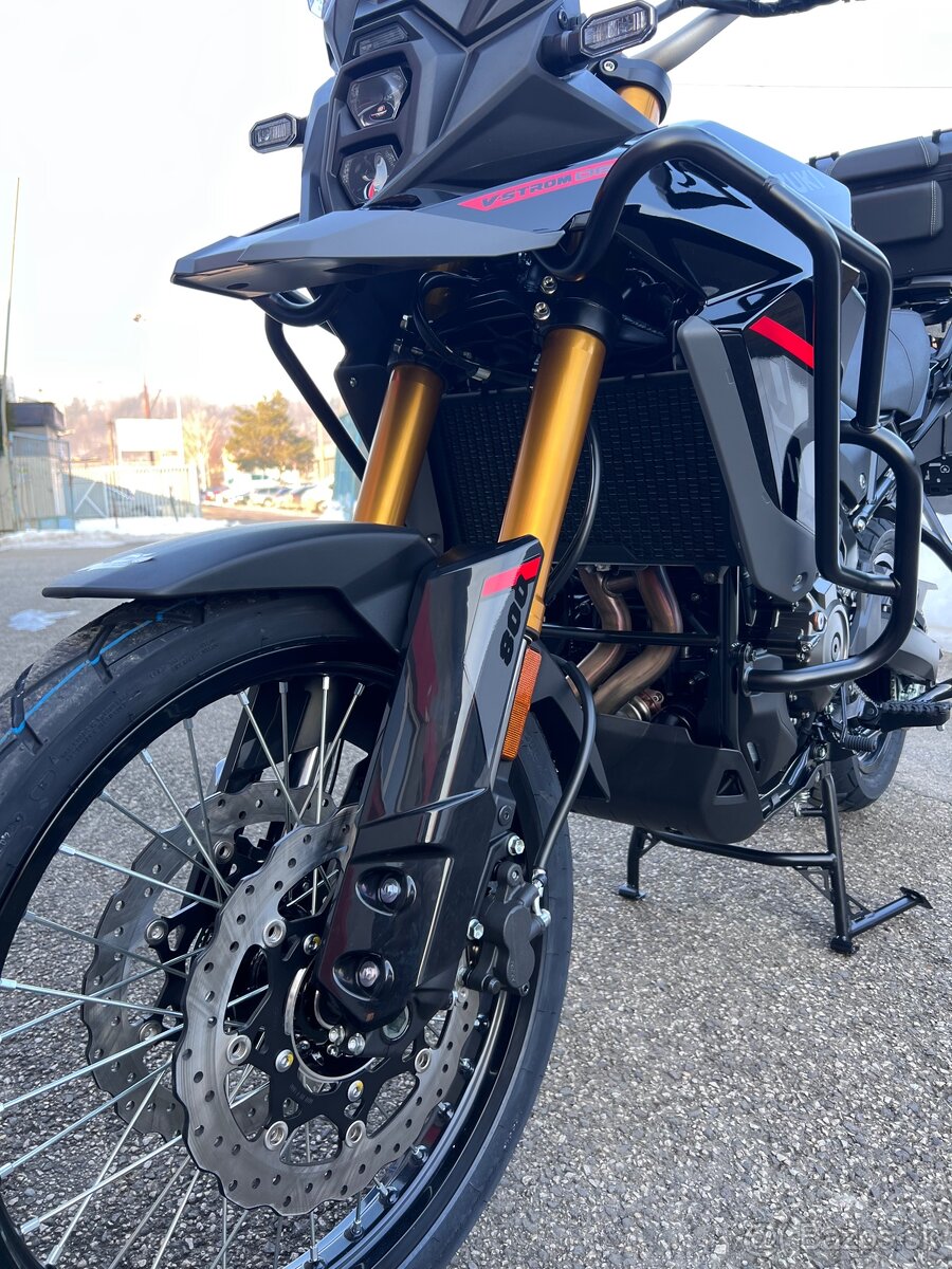 Suzuki Vstrom 800DE - 17