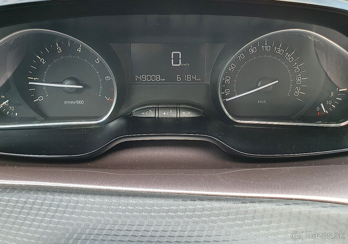 Peugeot 2008 1.2 Pure tech - Access - 17