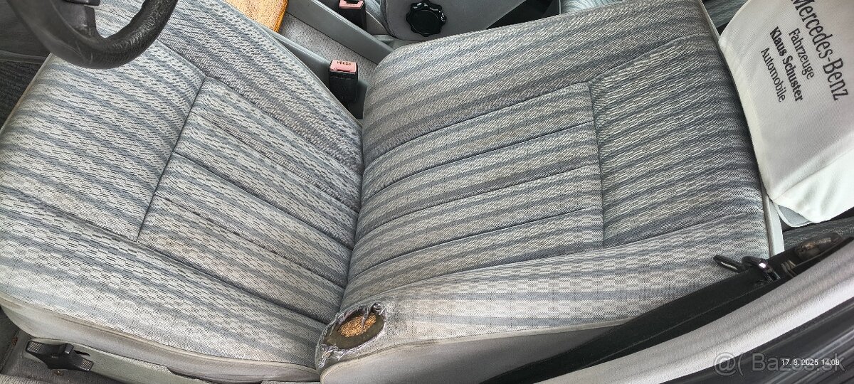 Mercedes W124 230E - 17