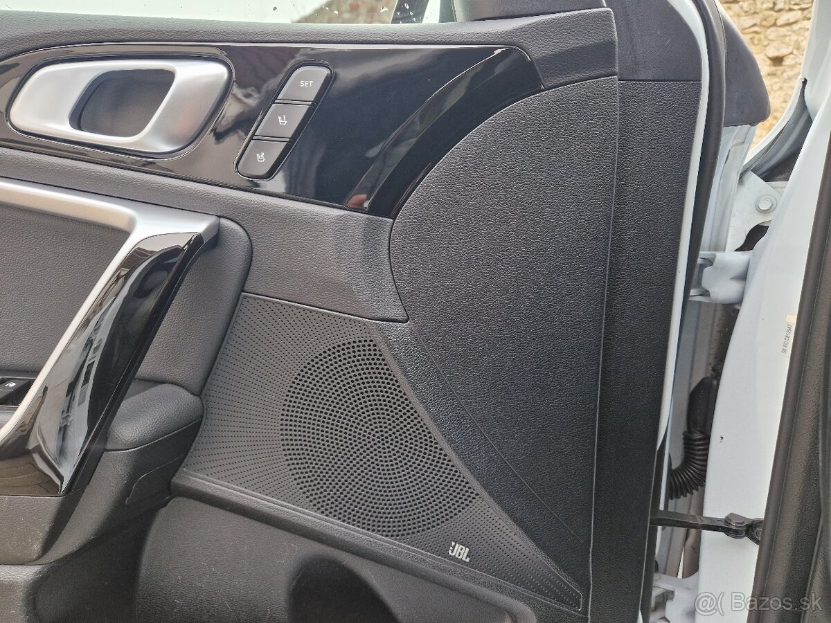 Kia ProCeed 1.5 T-GDi GT-Line A/T - 17