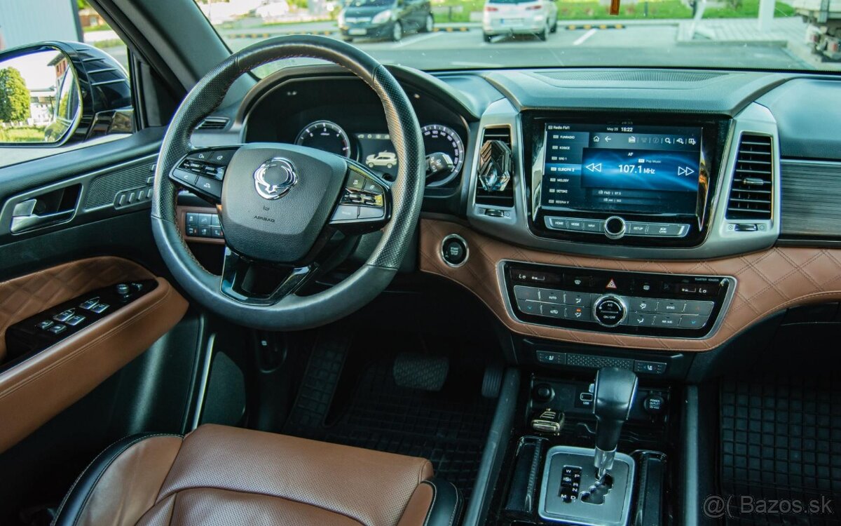 Ssangyong Rexton 2.2D 133Kw 4x4 - 17
